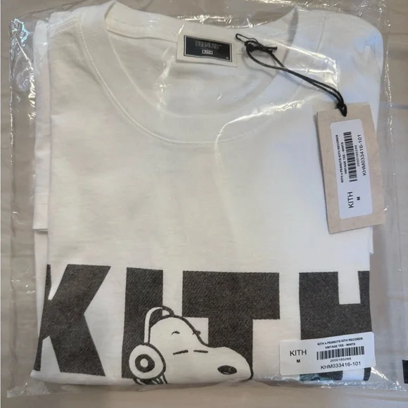 Kith for Peanuts kith records vintage tee snoopy